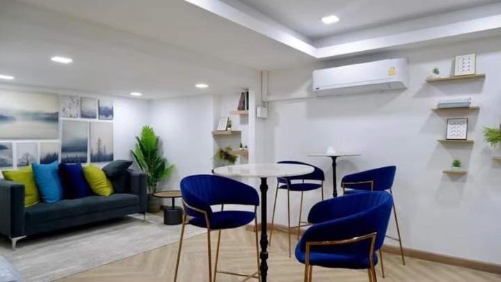 88 Living Apart otel Bangkok Dış mekan fotoğraf