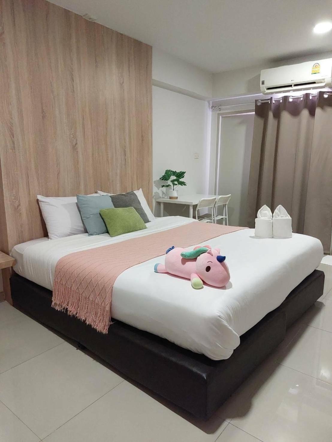 88 Living Apart otel Bangkok Dış mekan fotoğraf