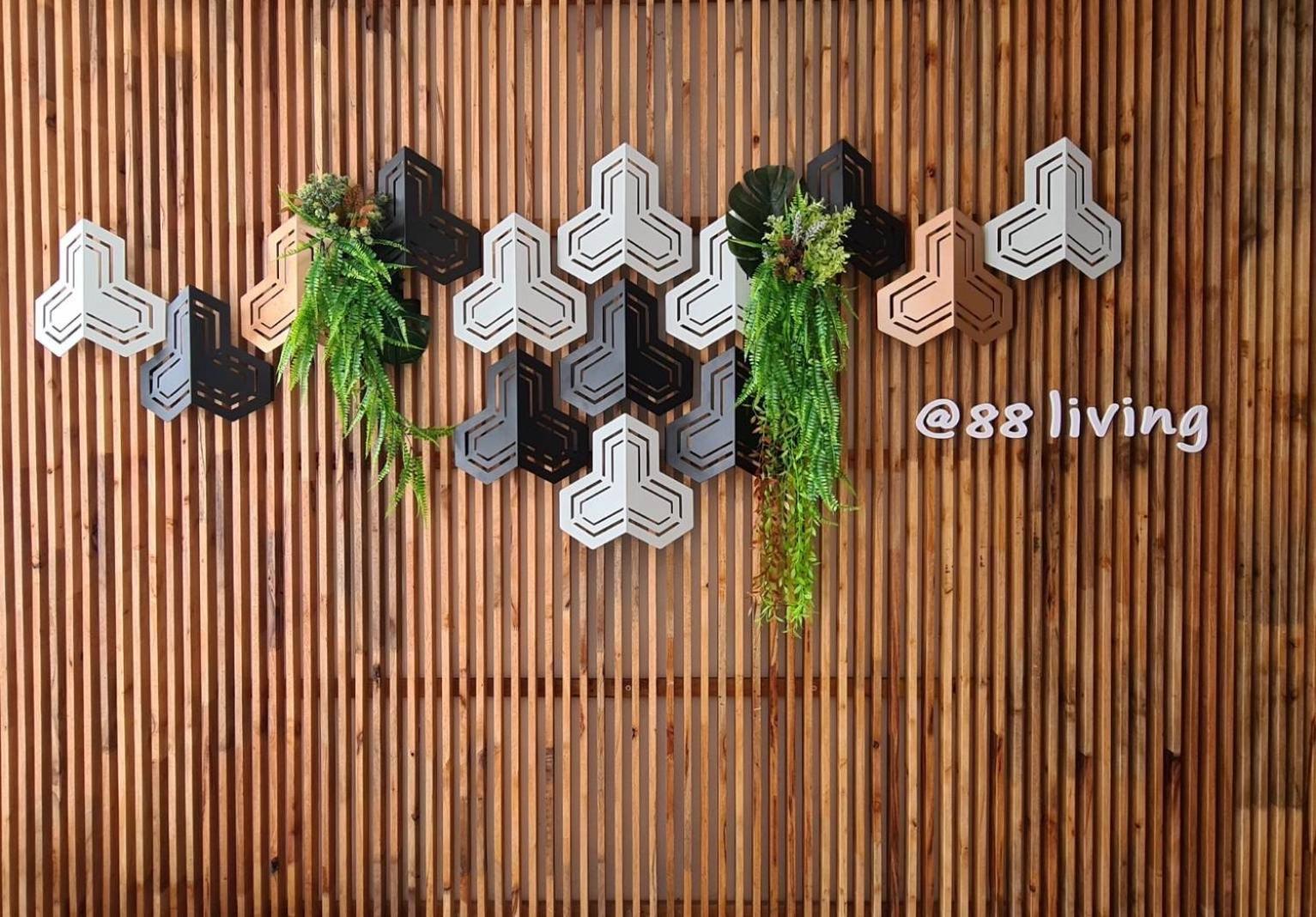 88 Living Apart otel Bangkok Dış mekan fotoğraf