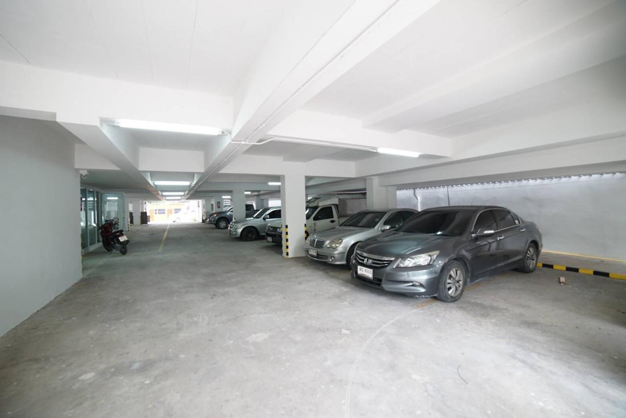 88 Living Apart otel Bangkok Dış mekan fotoğraf